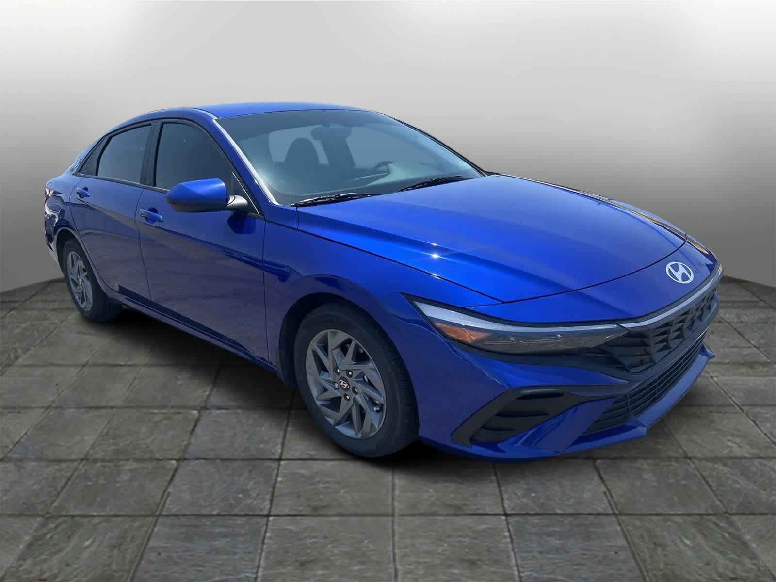 2024 Hyundai Elantra SEL 8