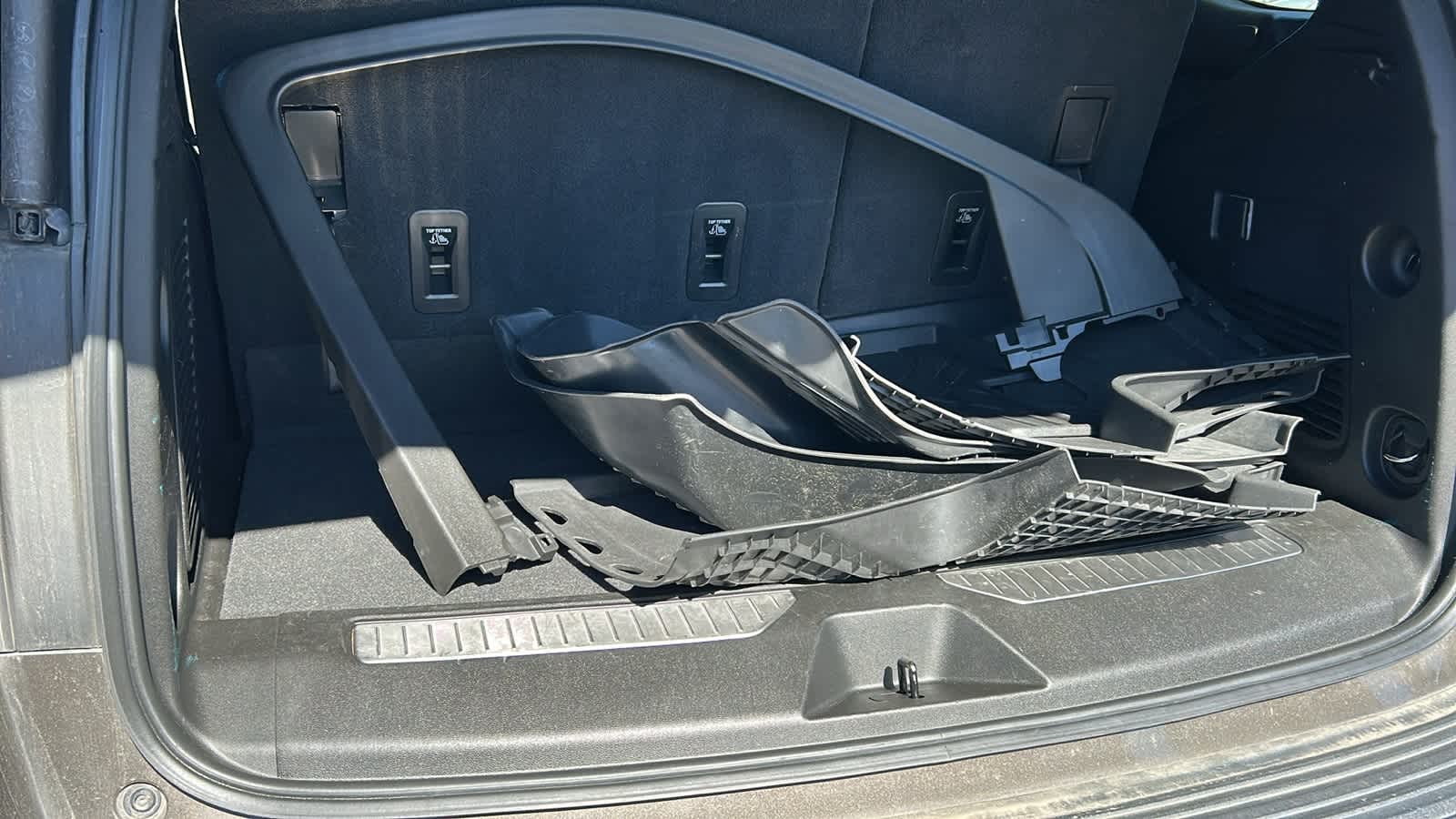 Thumbnail: 2021 Chevrolet Tahoe - 27