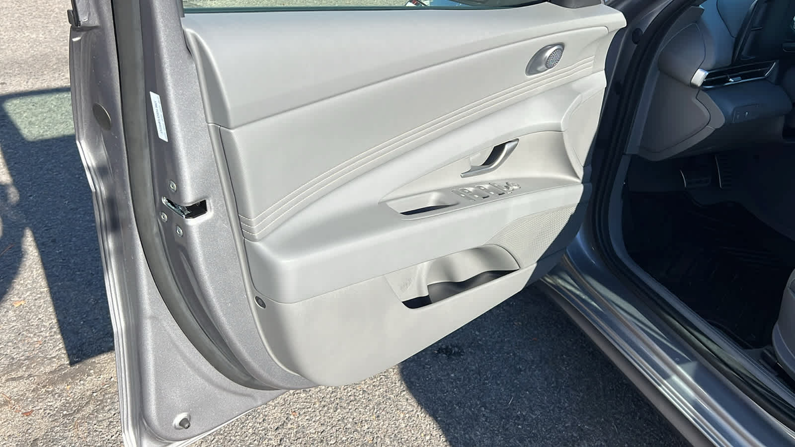 Thumbnail: 2026 Hyundai Elantra - 23