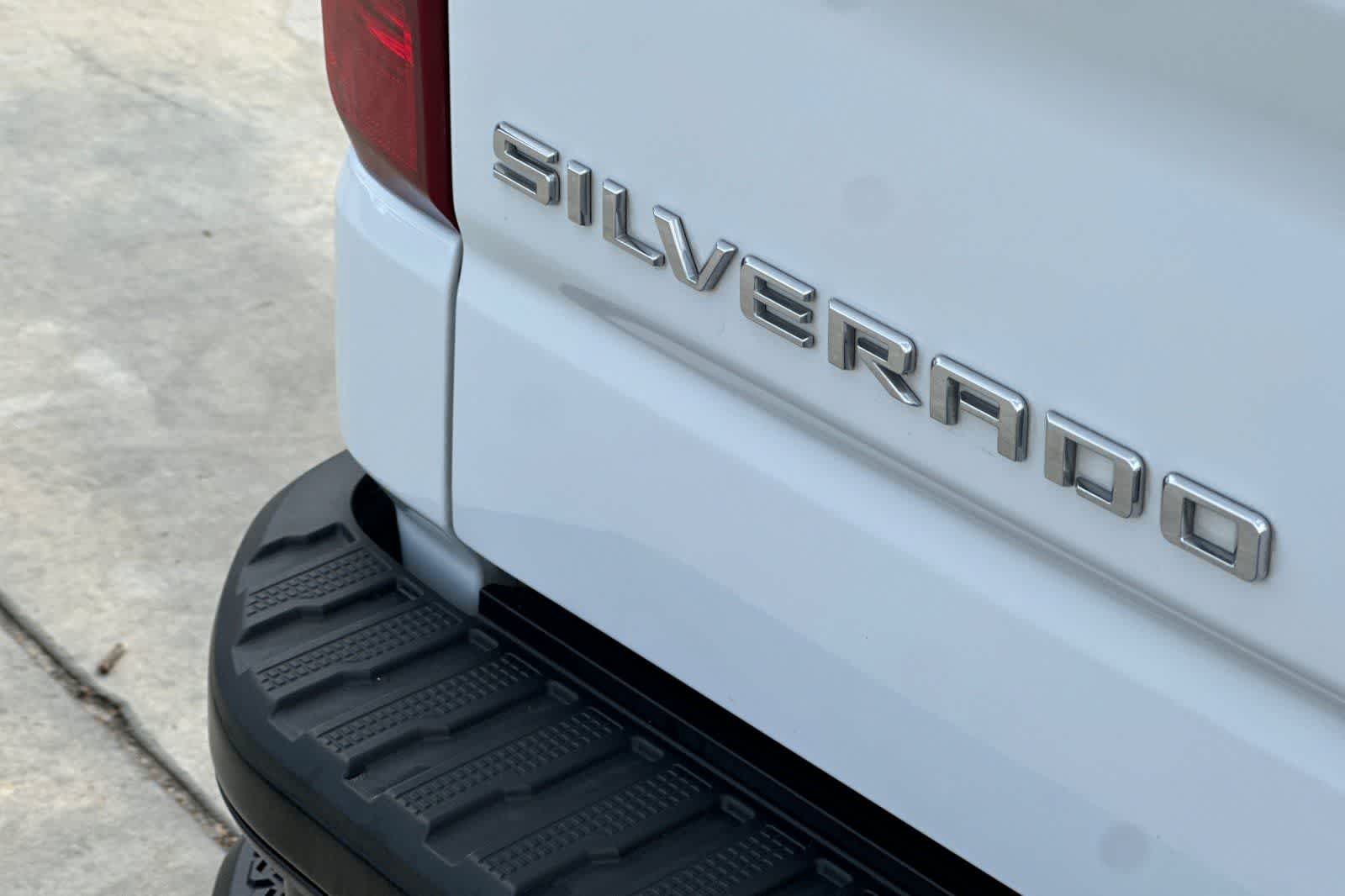 Thumbnail: 2022 Chevrolet Silverado 1500 - 17