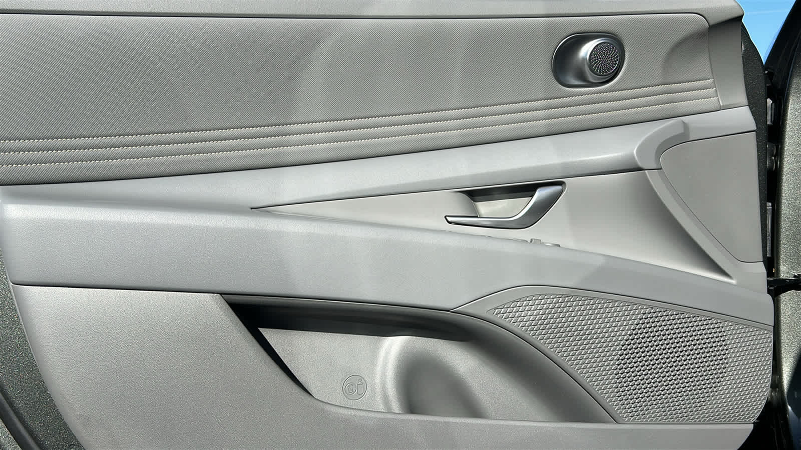 Thumbnail: 2026 Hyundai Elantra - 23