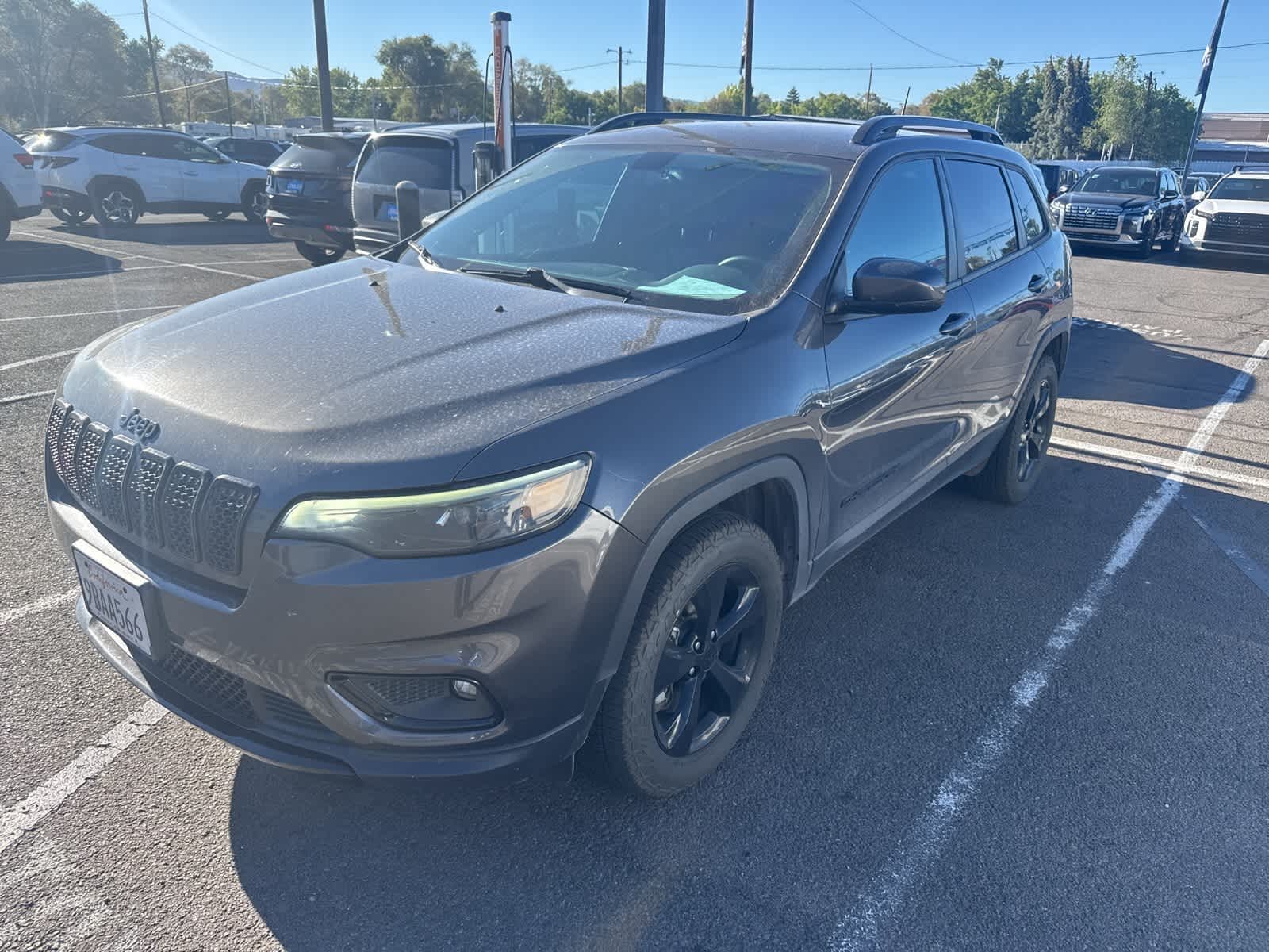 Thumbnail: 2019 Jeep Cherokee - 1