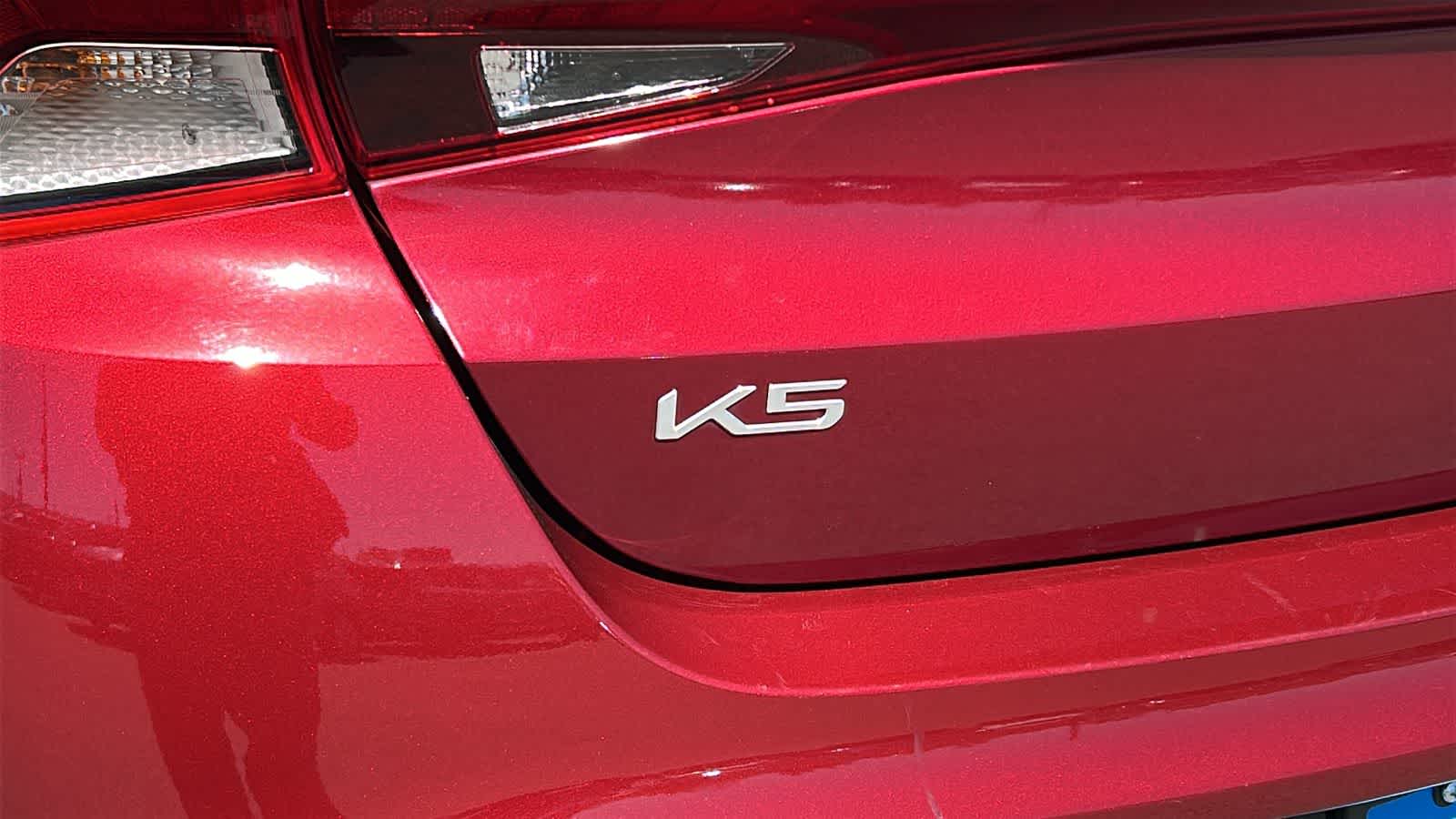 Thumbnail: 2023 Kia K5 - 28