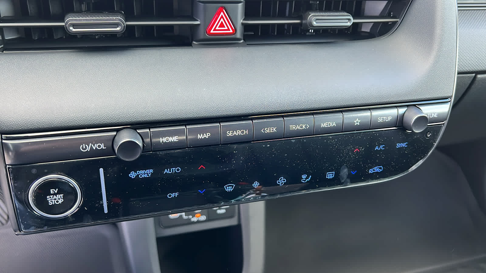 Thumbnail: 2026 Hyundai Ioniq 5 - 14