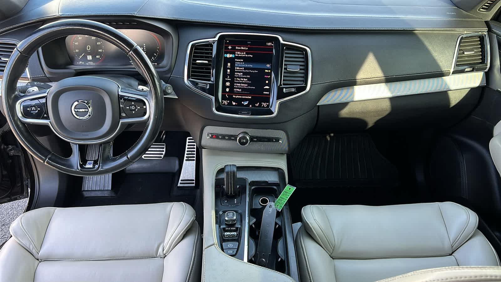 Thumbnail: 2020 Volvo XC90 - 26