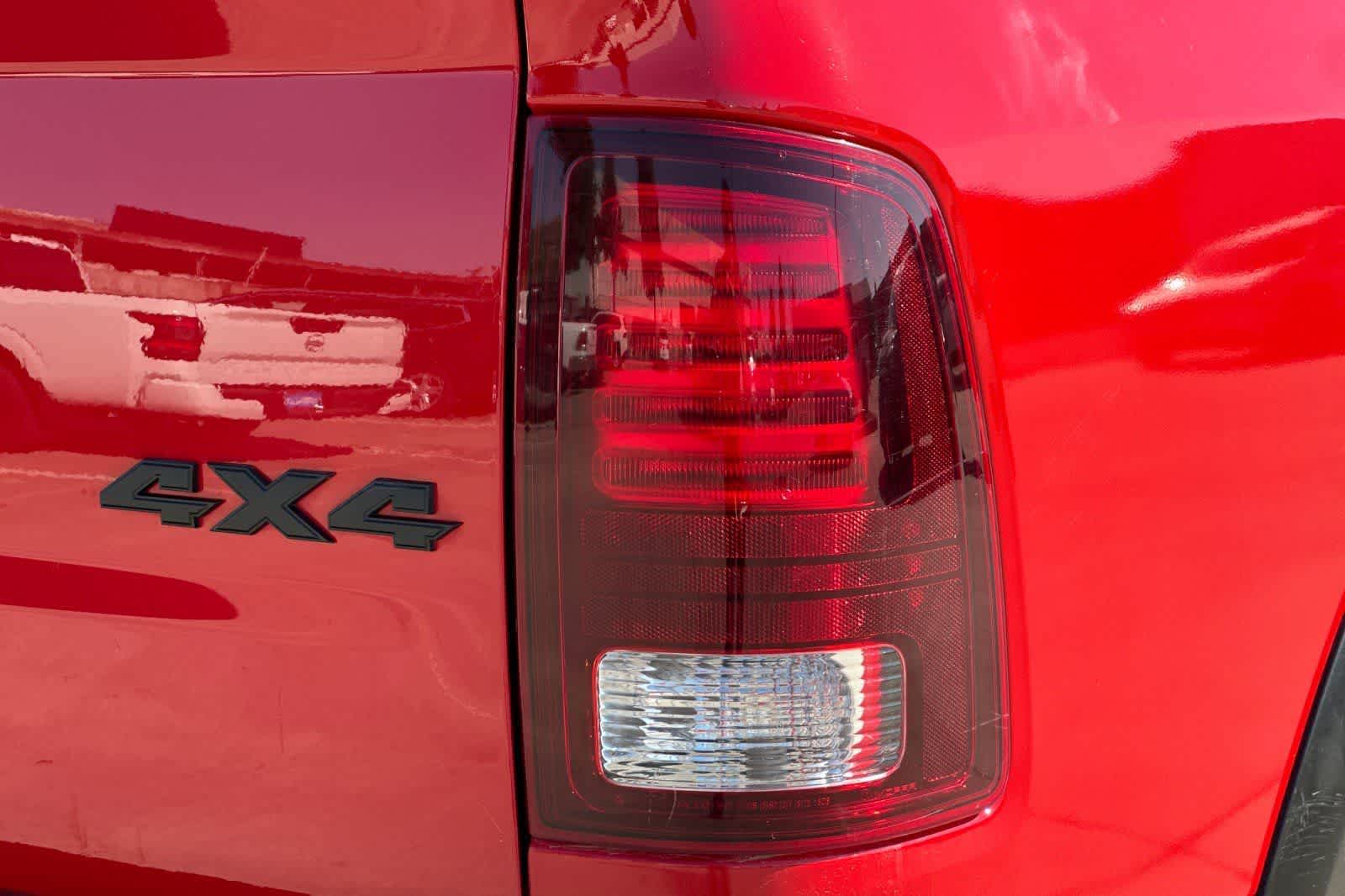 Thumbnail: 2022 RAM 1500 Classic - 39