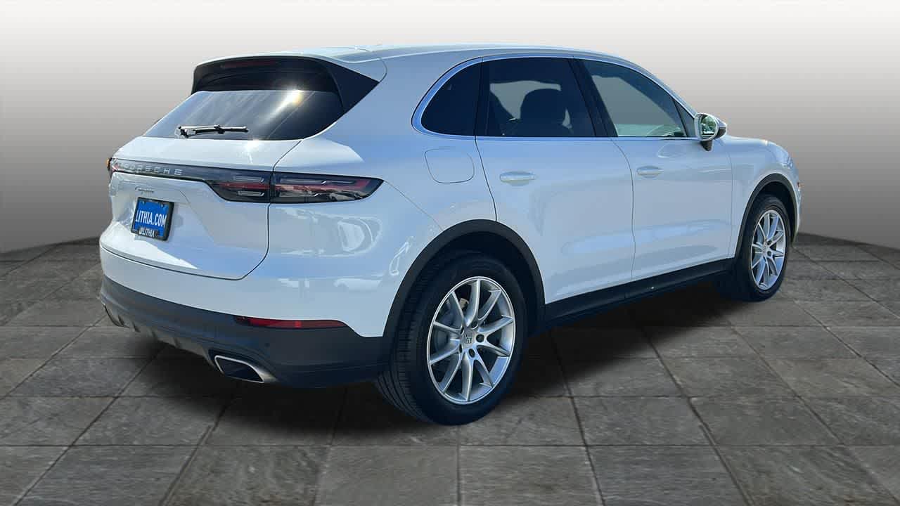 Thumbnail: 2023 Porsche Cayenne - 5