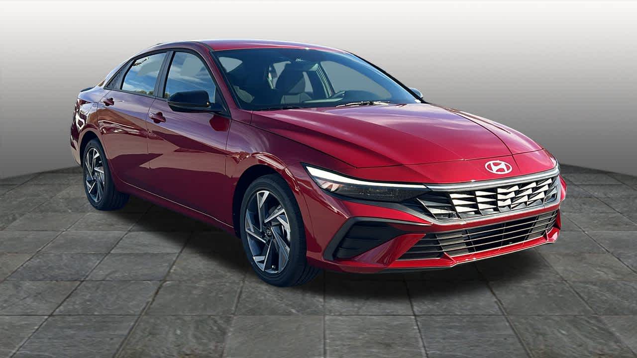Thumbnail: 2025 Hyundai Elantra - 3