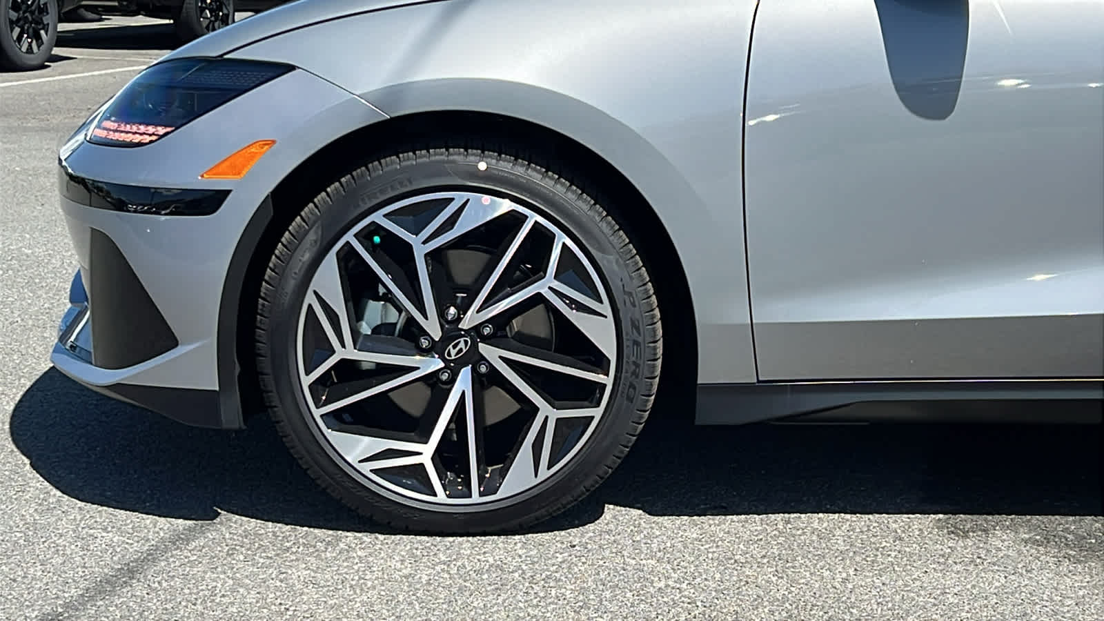 Thumbnail: 2025 Hyundai Ioniq 6 - 9