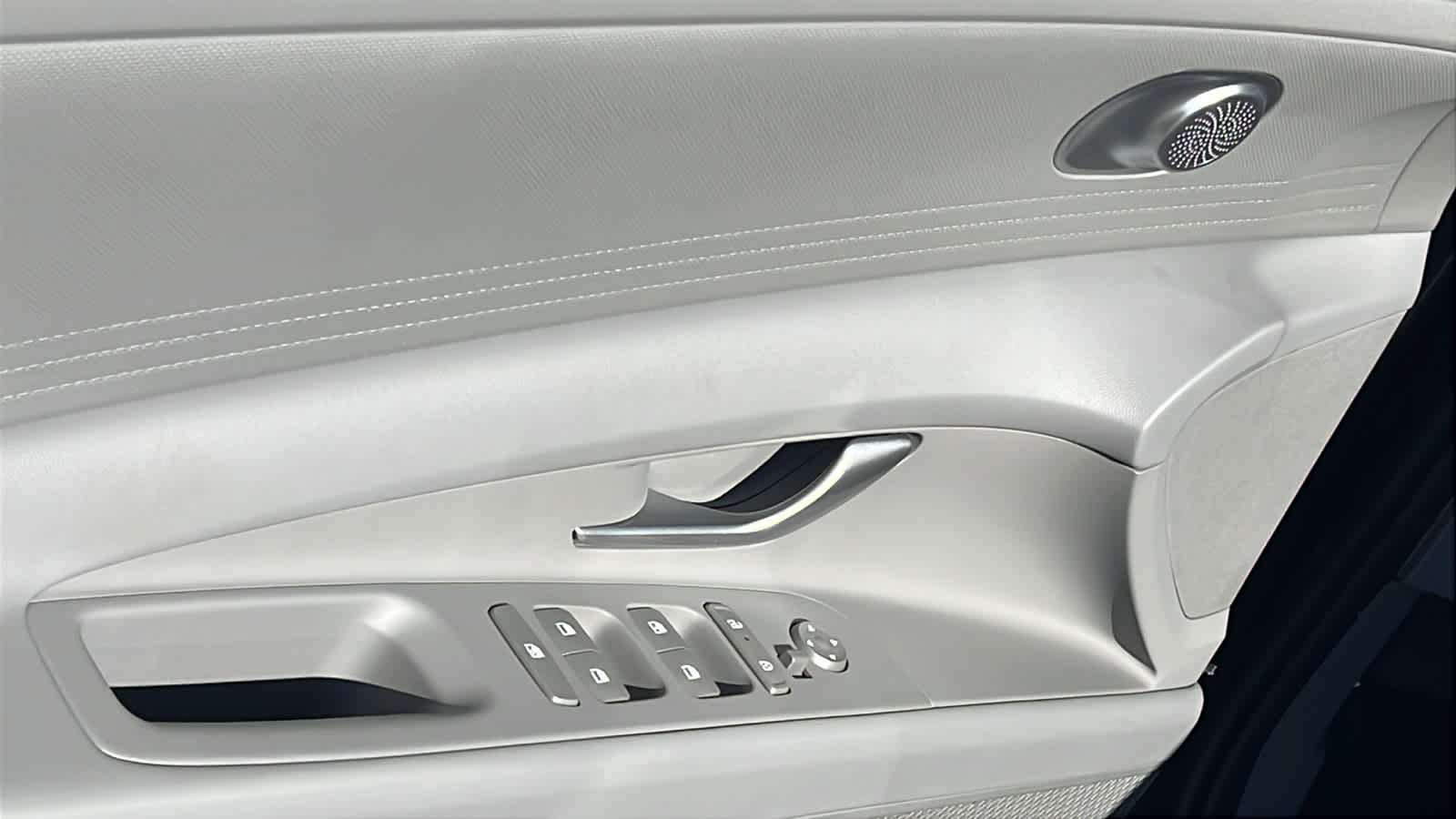 Thumbnail: 2026 Hyundai Elantra - 22