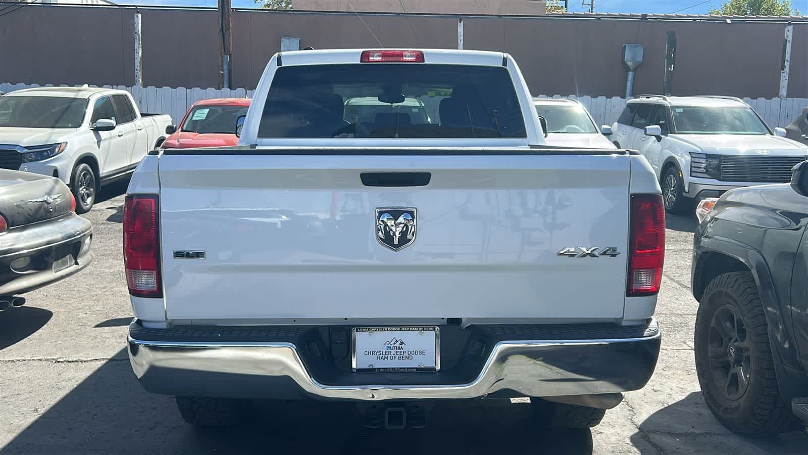 Thumbnail: 2023 RAM 1500 Classic - 13