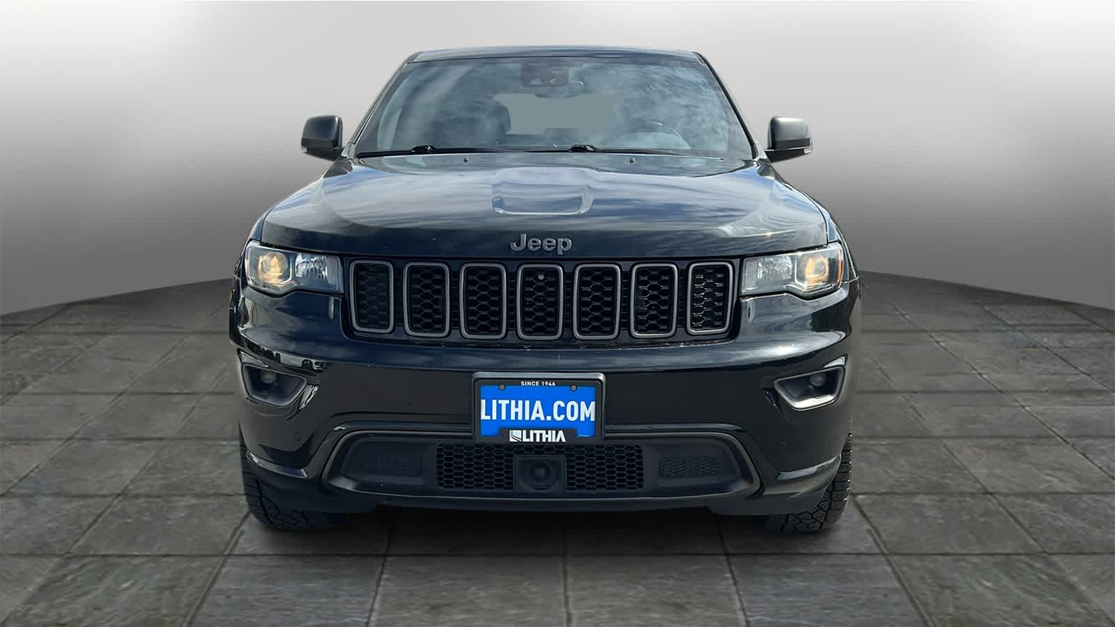 2021 Jeep Grand Cherokee Limited Edition 2