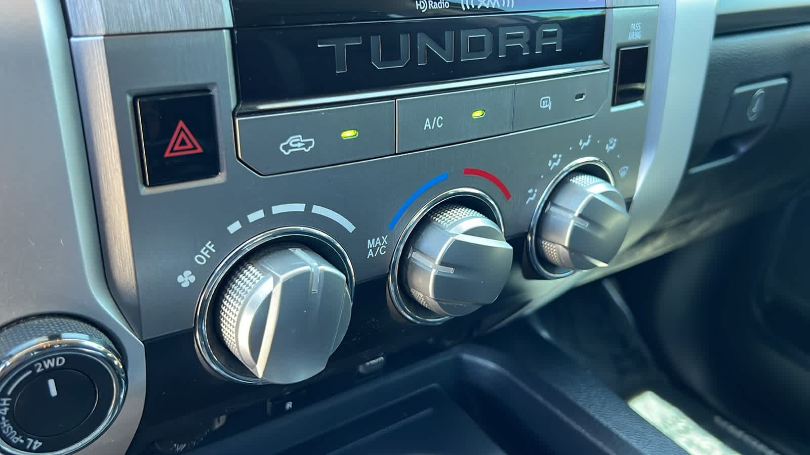 Thumbnail: 2019 Toyota Tundra - 14