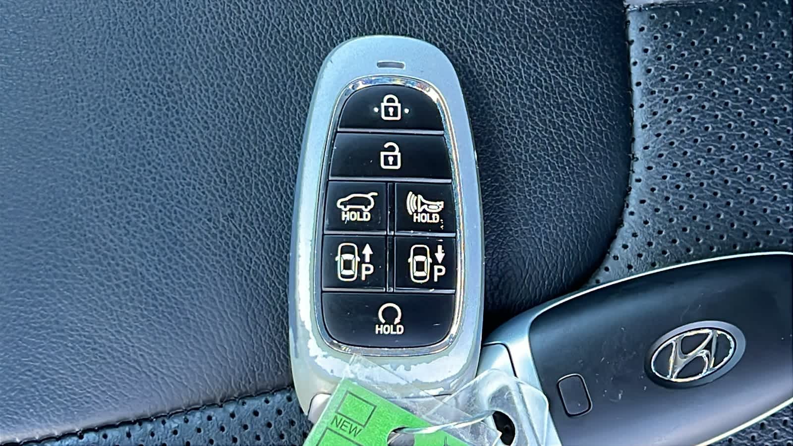 Thumbnail: 2022 Hyundai Santa Fe - 29