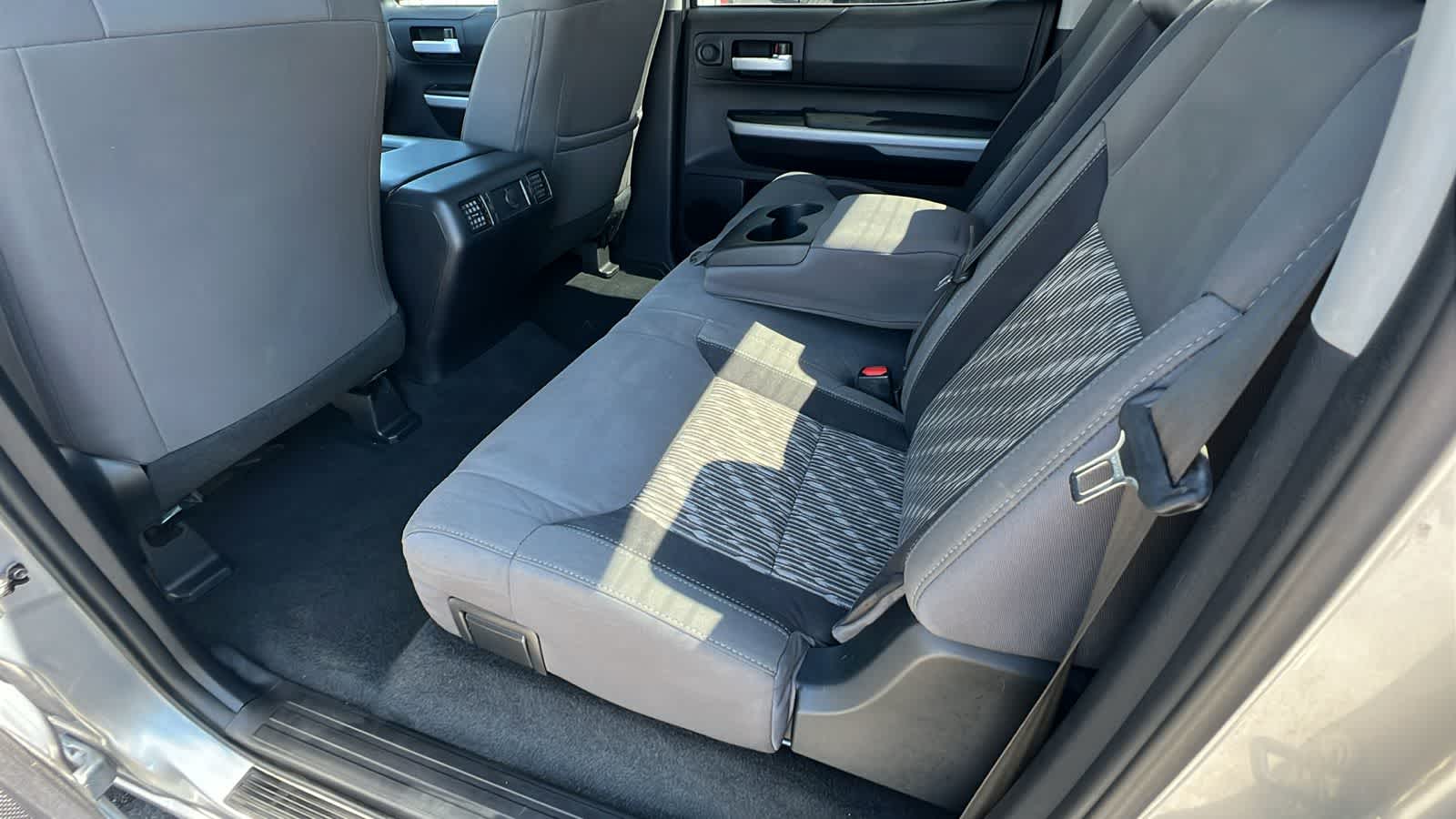Thumbnail: 2018 Toyota Tundra - 24