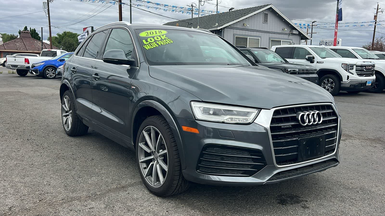 Thumbnail: 2018 Audi Q3 - 3