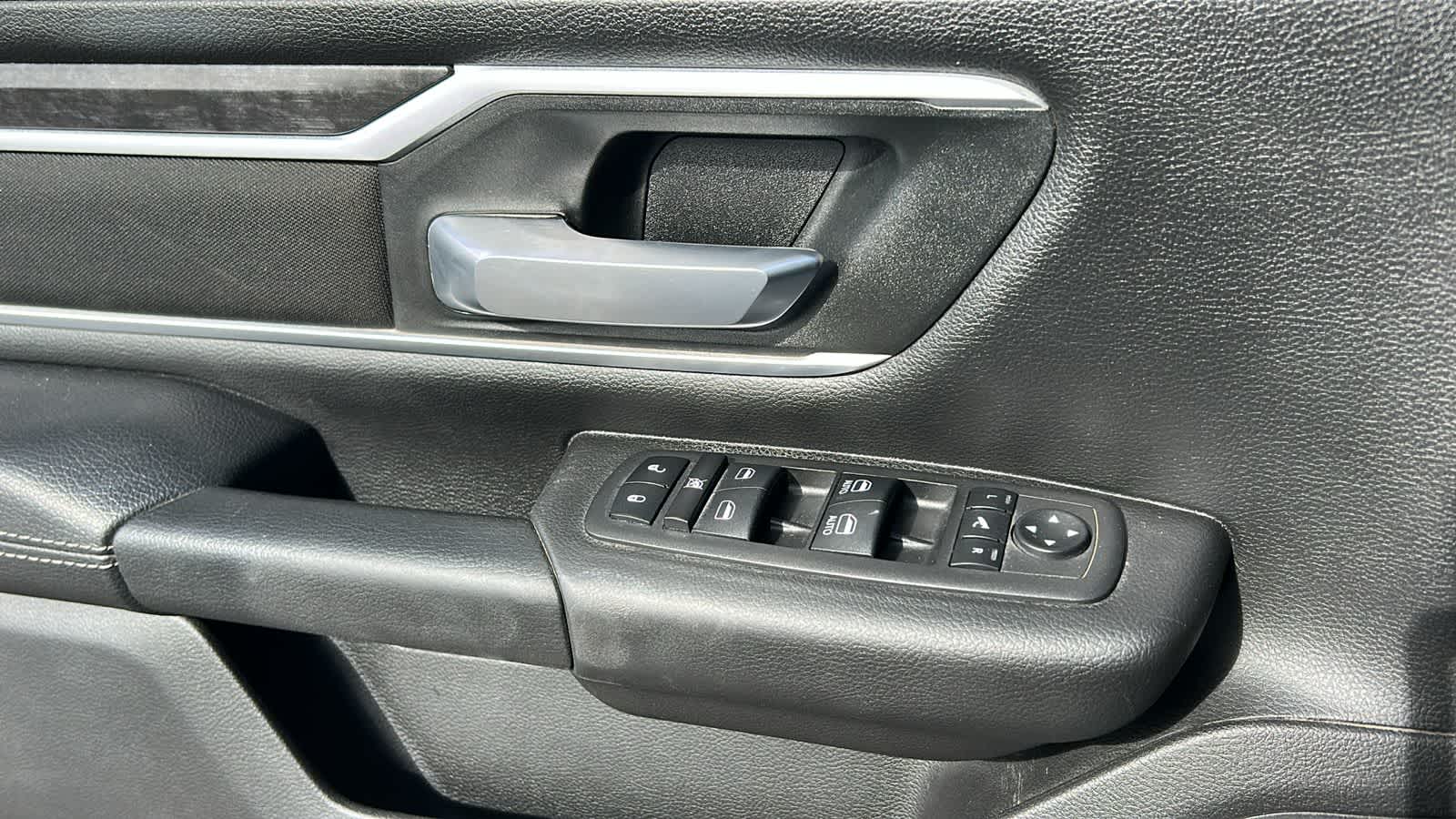 Thumbnail: 2023 RAM 1500 - 22