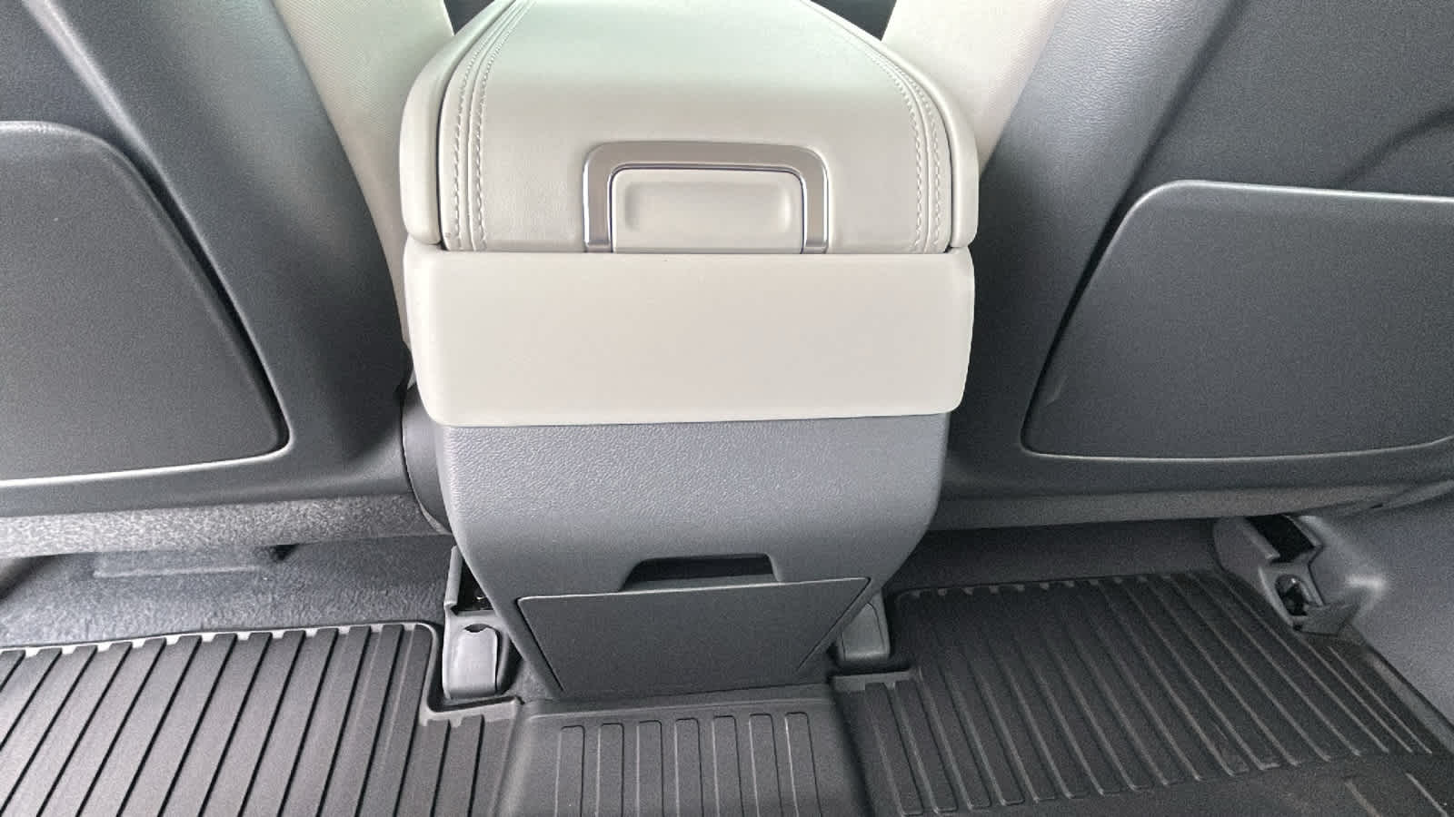 Thumbnail: 2026 Hyundai Santa Fe - 25