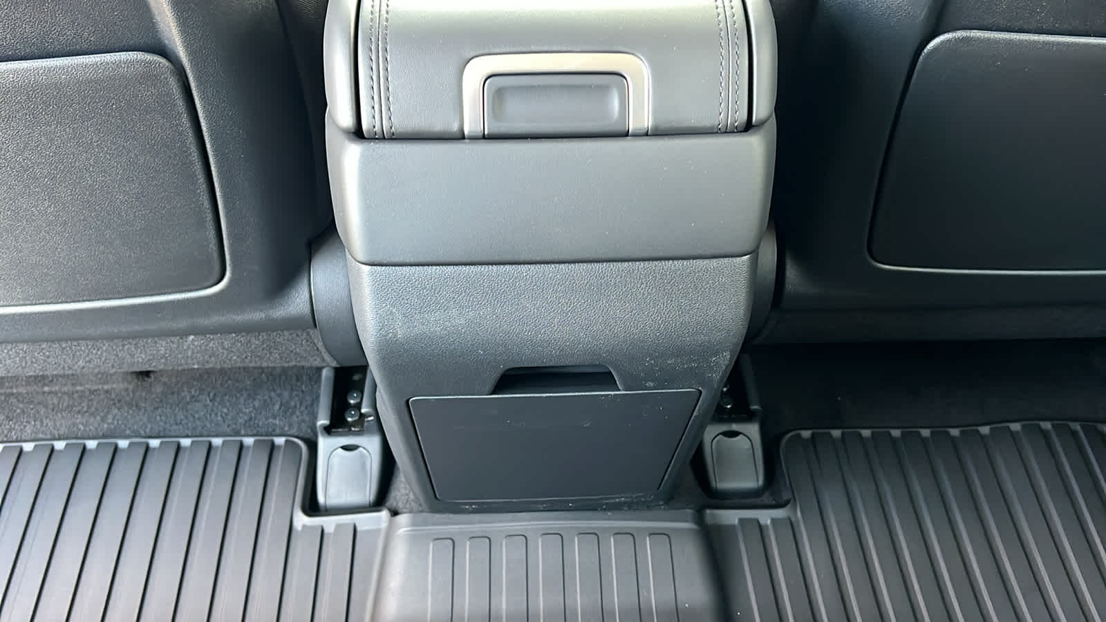 Thumbnail: 2026 Hyundai Santa Fe - 25