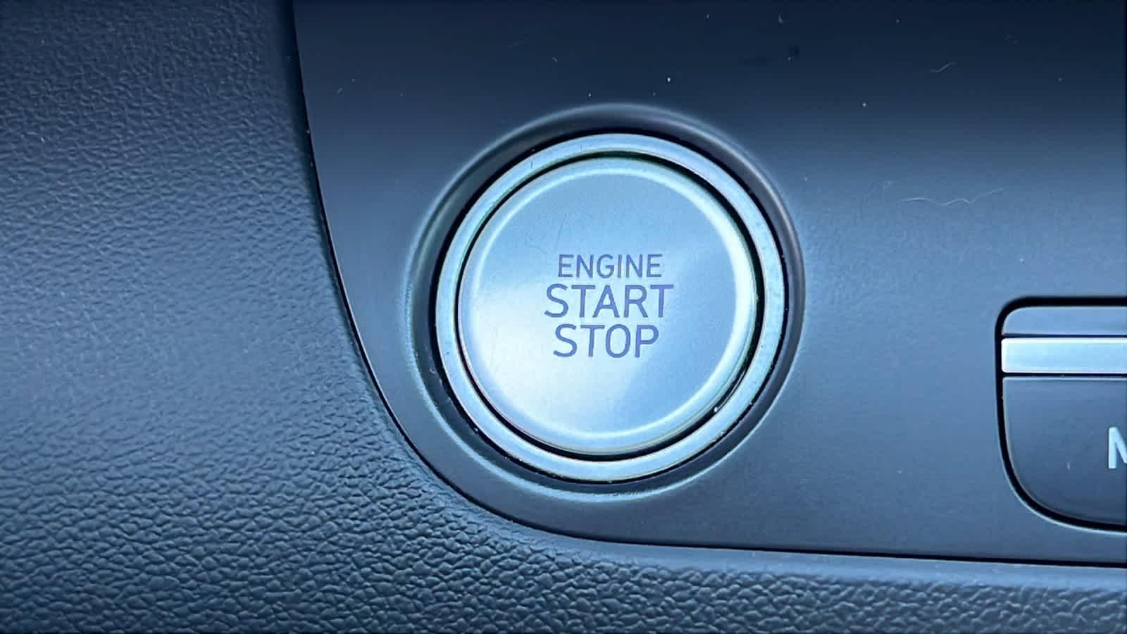 Thumbnail: 2023 Hyundai Elantra - 17