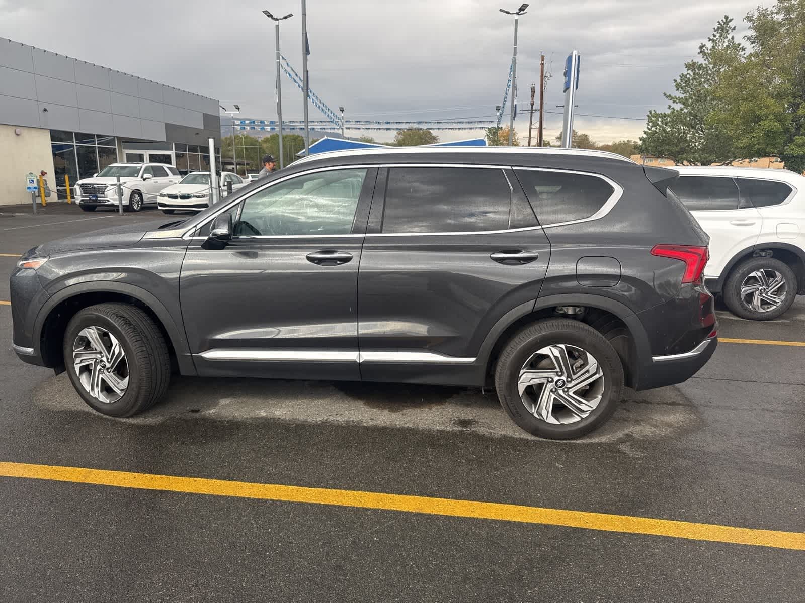 Thumbnail: 2022 Hyundai Santa Fe - 2