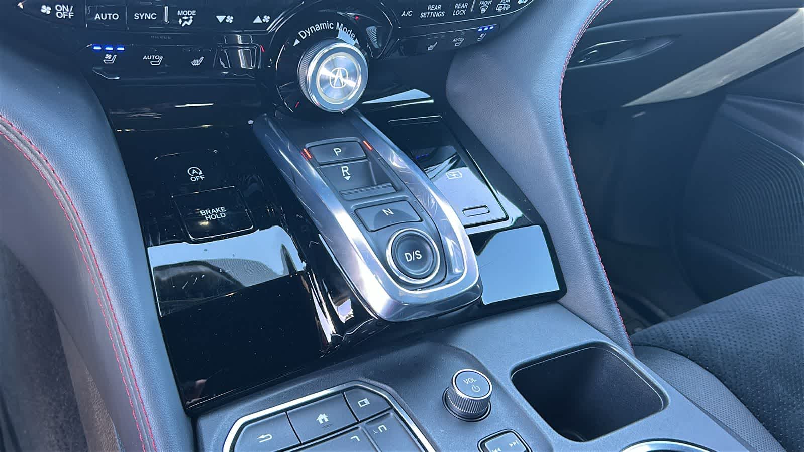 Thumbnail: 2022 Acura MDX - 12