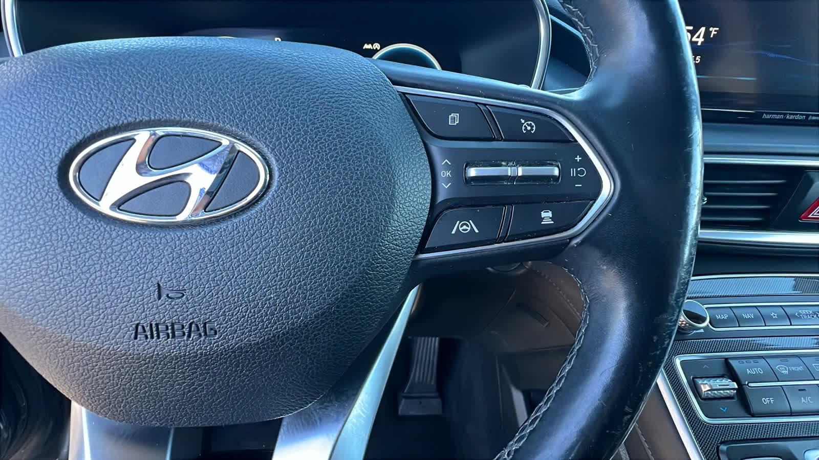 Thumbnail: 2021 Hyundai Santa Fe - 20