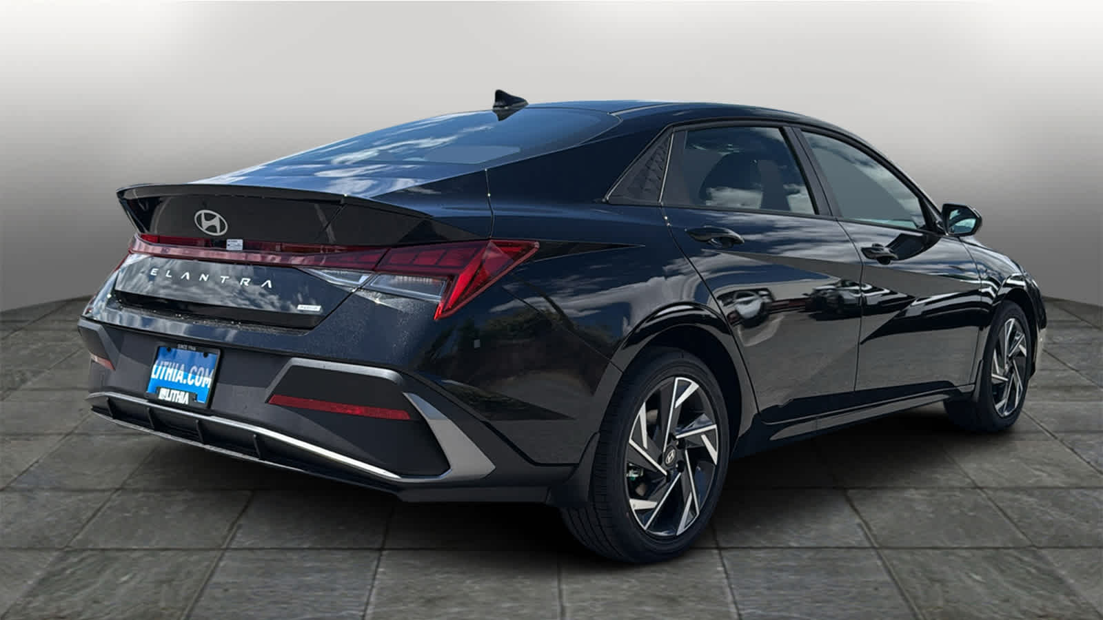 Thumbnail: 2025 Hyundai Elantra - 5