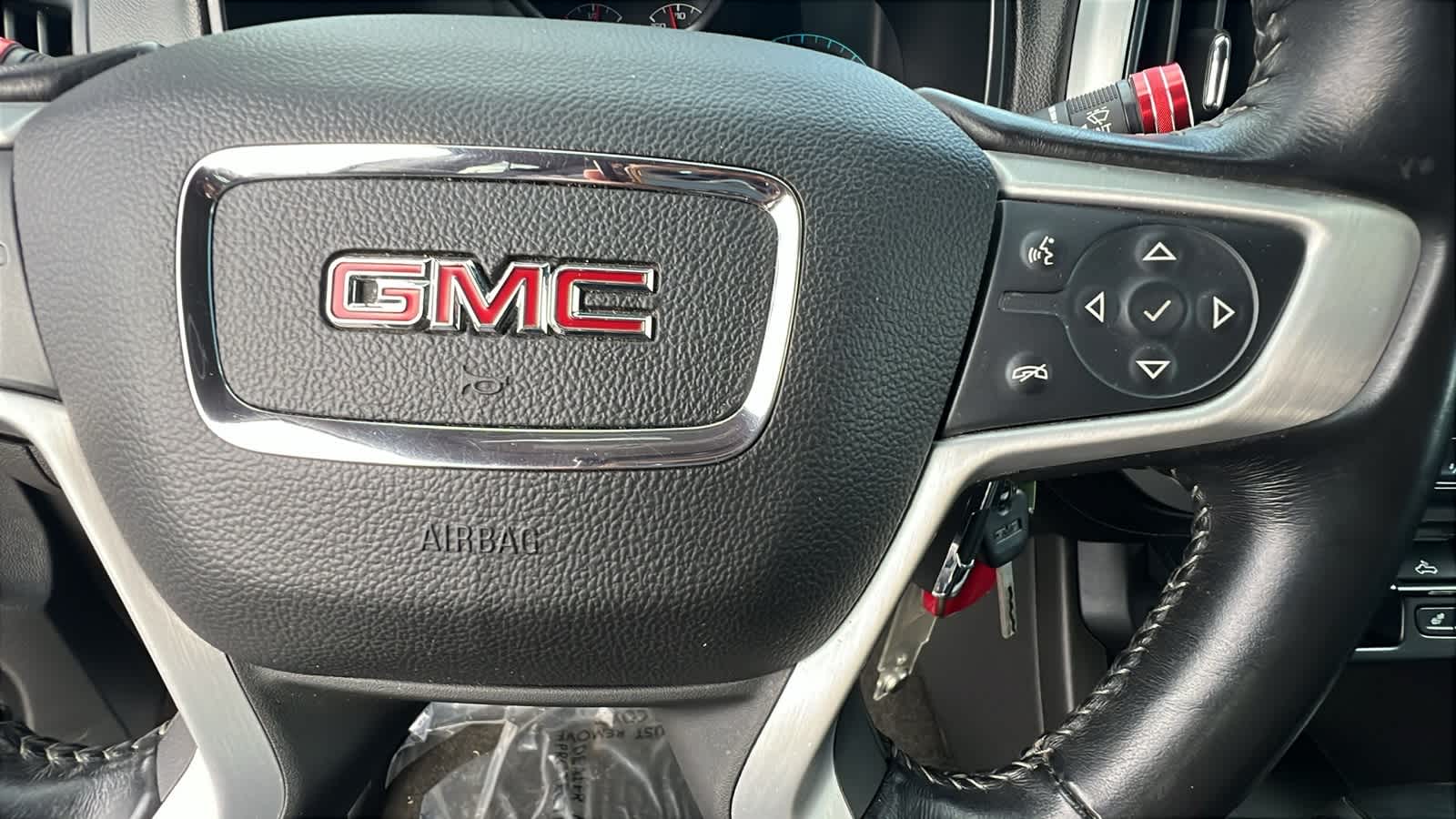 Thumbnail: 2018 GMC Canyon - 20