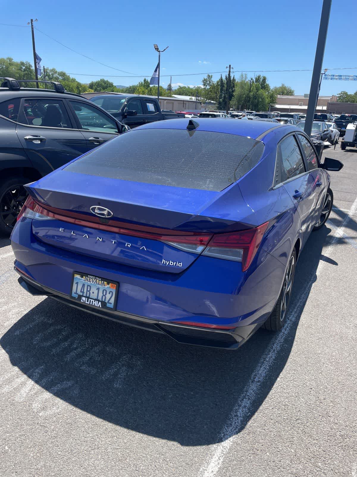 Thumbnail: 2023 Hyundai Elantra - 8