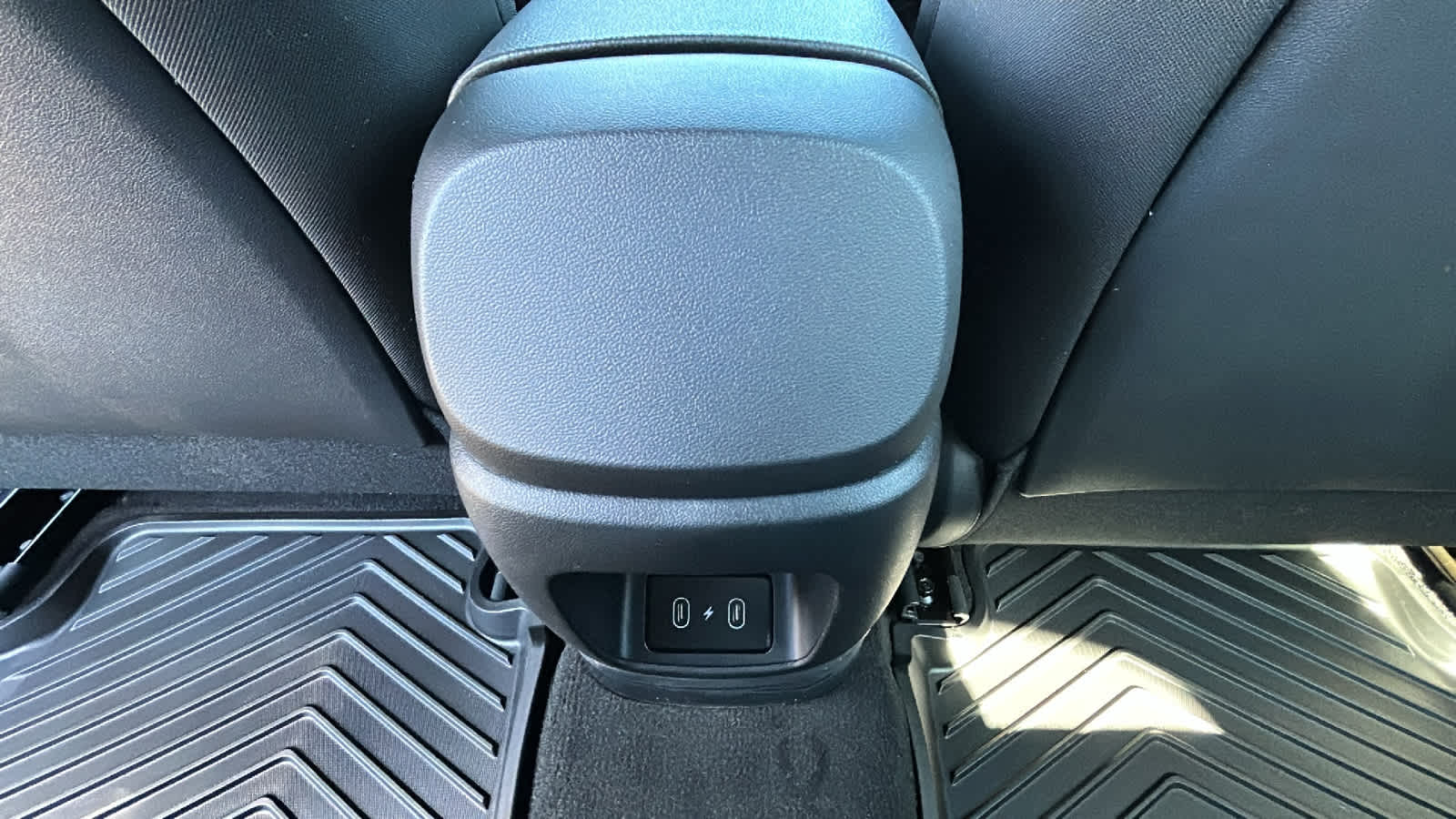 Thumbnail: 2026 Hyundai Elantra - 24