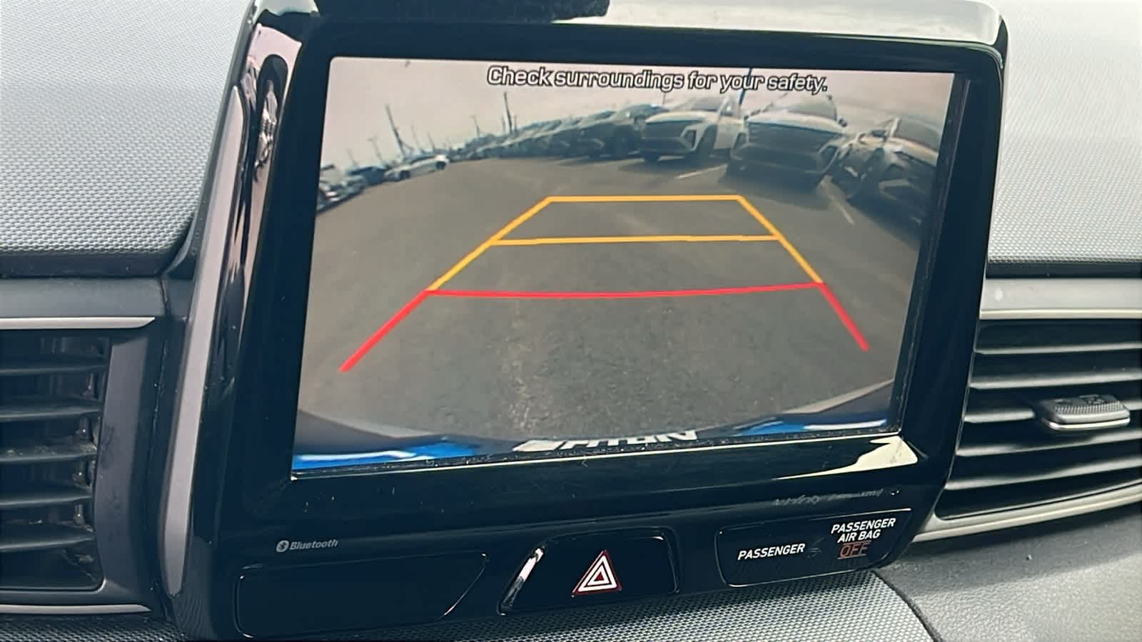 Thumbnail: 2020 Hyundai Veloster - 16