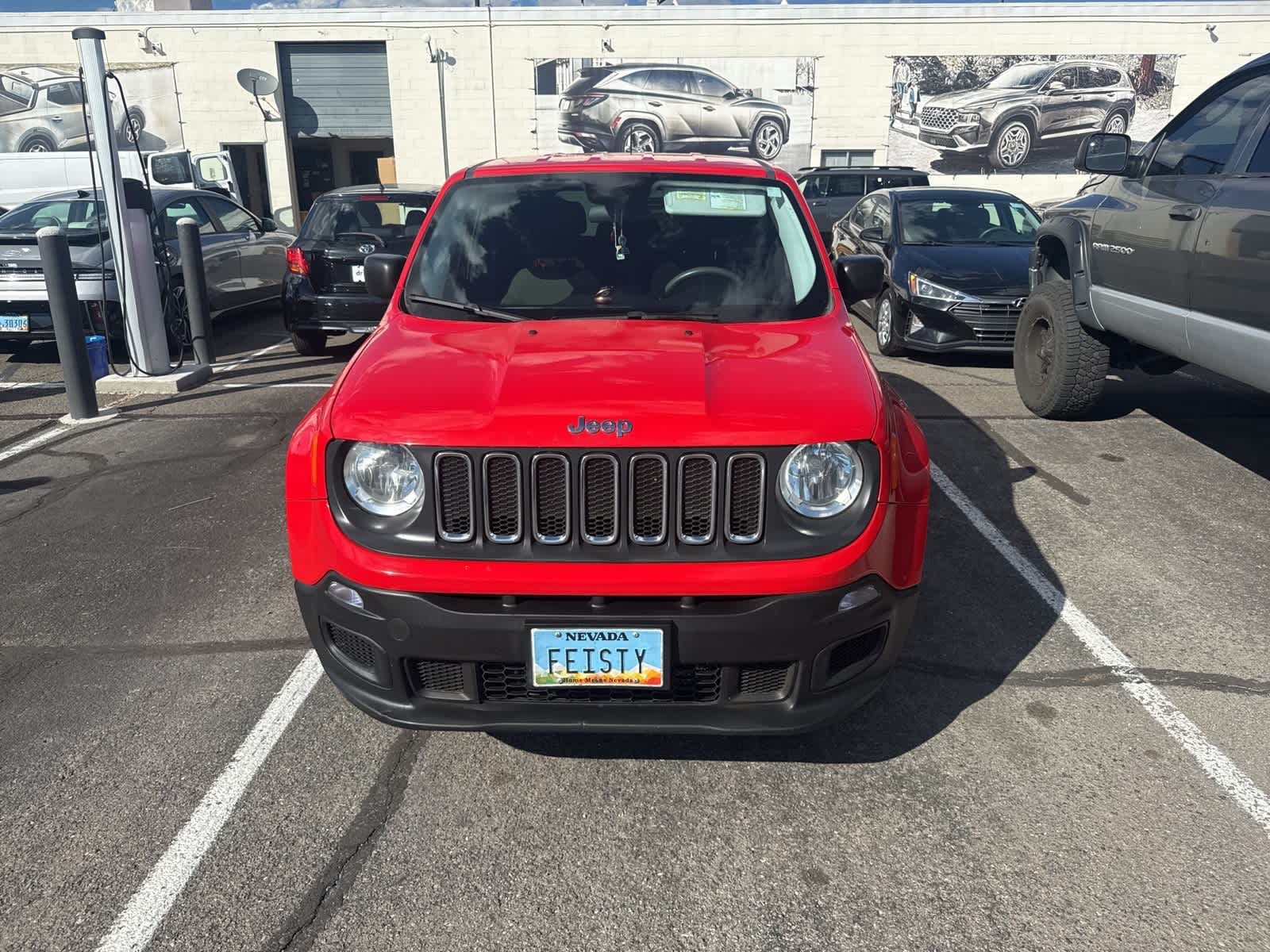 Thumbnail: 2015 Jeep Renegade - 9