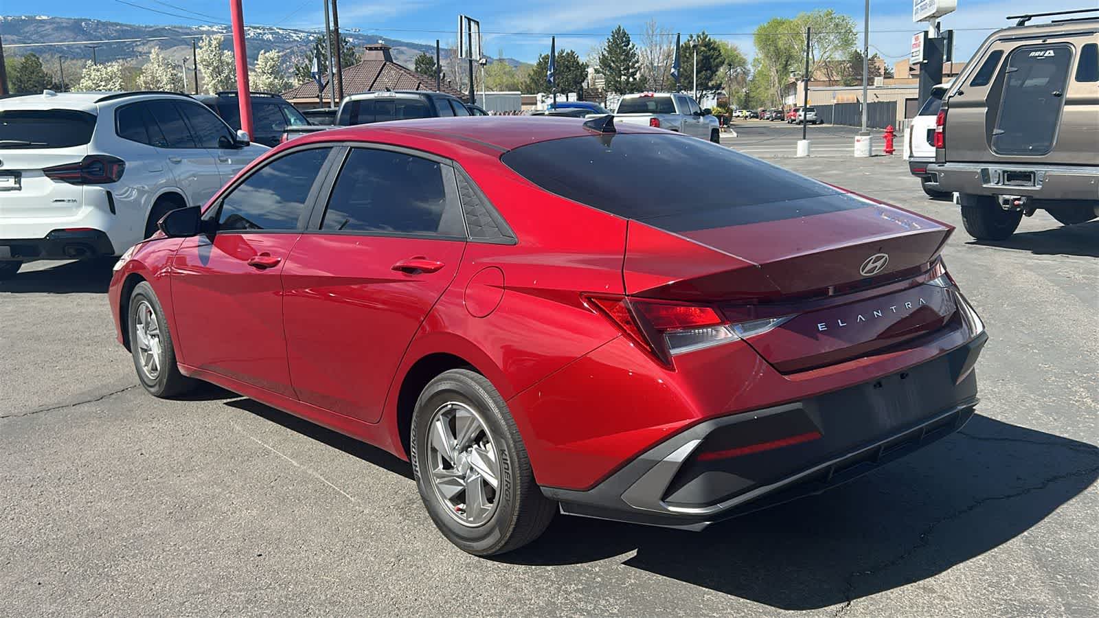 Thumbnail: 2025 Hyundai Elantra - 8