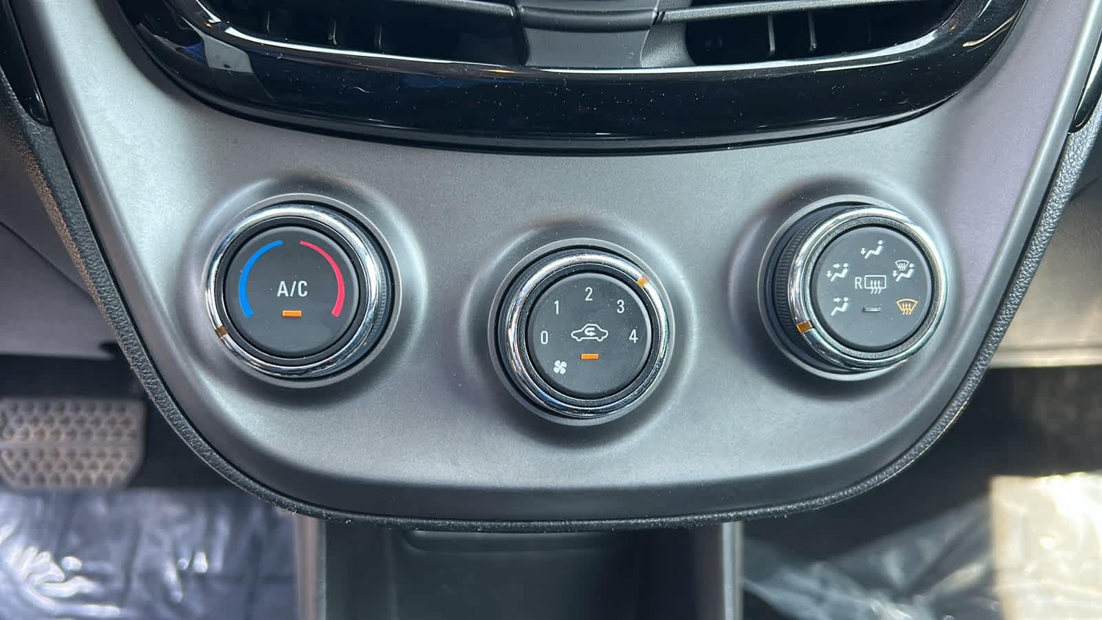 Thumbnail: 2021 Chevrolet Spark - 14