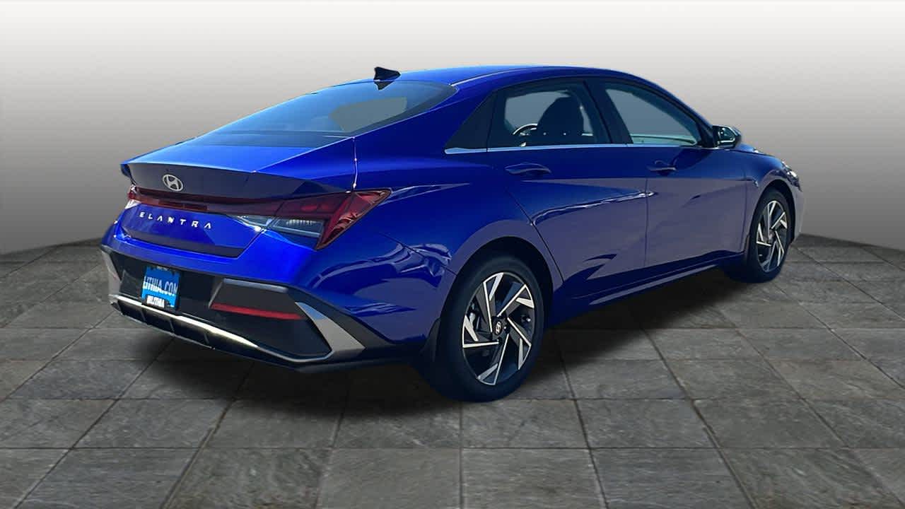 Thumbnail: 2025 Hyundai Elantra - 5