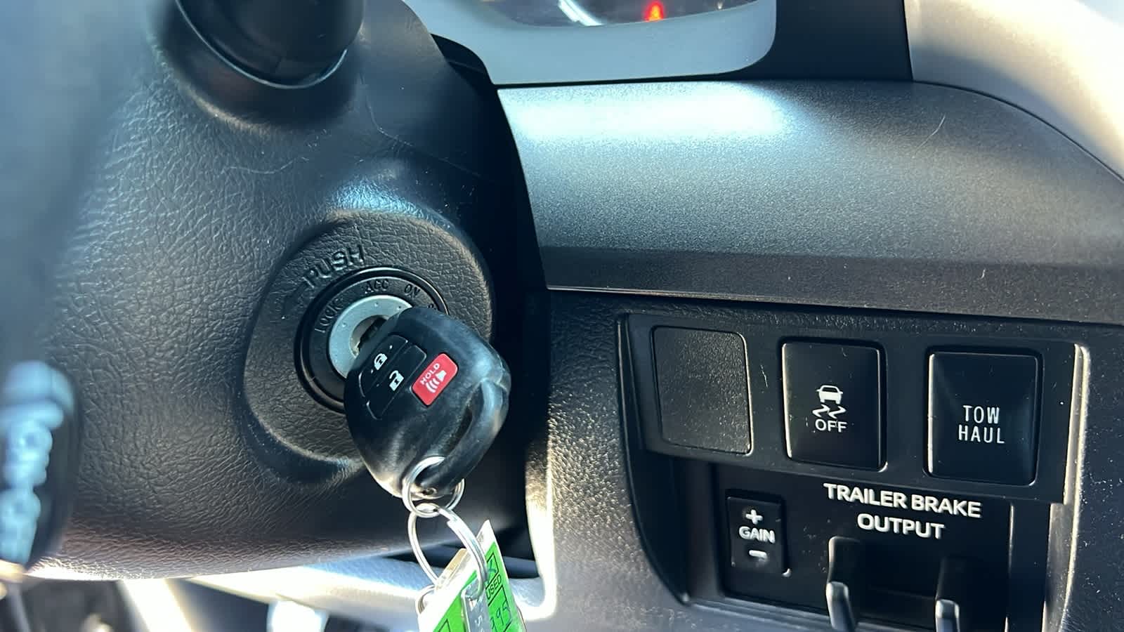 Thumbnail: 2019 Toyota Tundra - 17