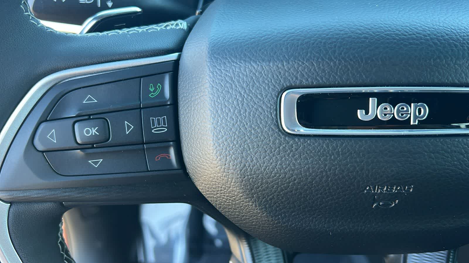 Thumbnail: 2024 Jeep Grand Cherokee L - 19