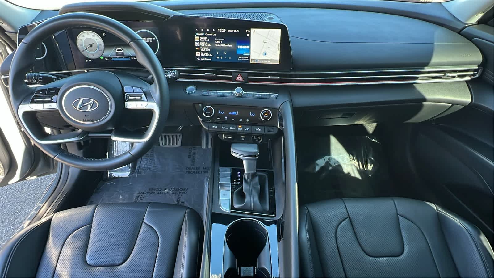 Thumbnail: 2023 Hyundai Elantra - 26