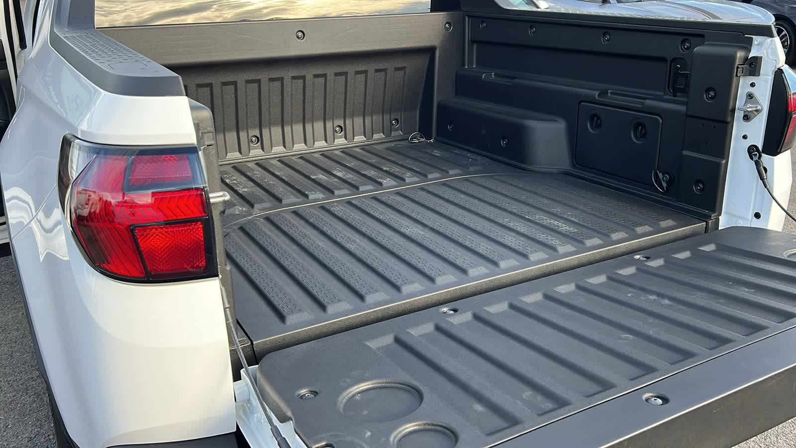 Thumbnail: 2025 Hyundai Santa Cruz - 27