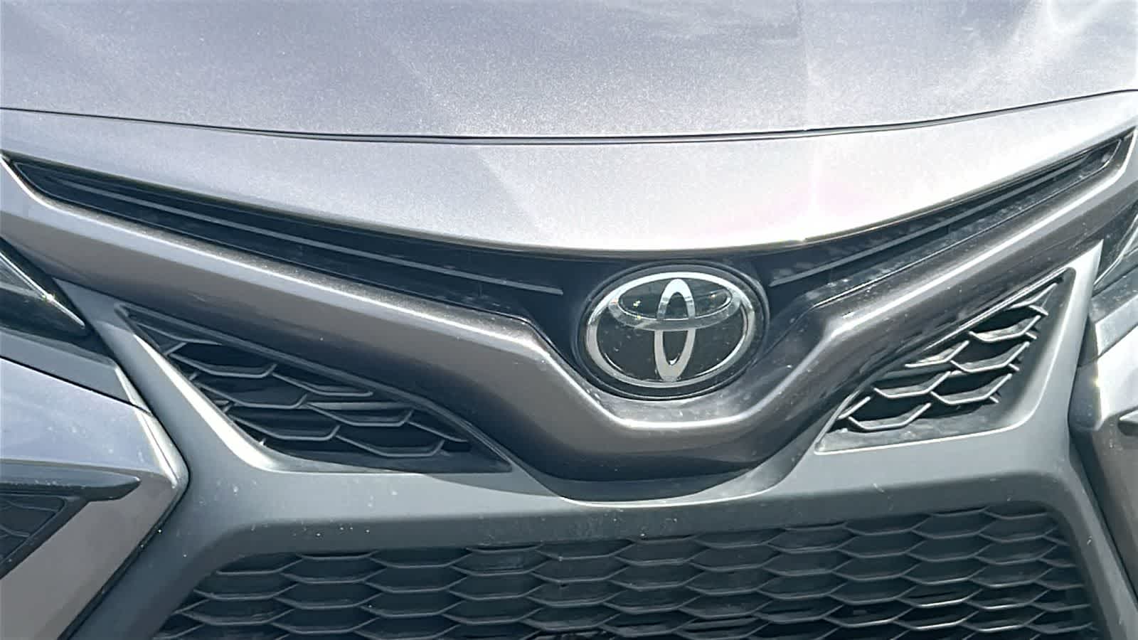 Thumbnail: 2023 Toyota Camry - 20