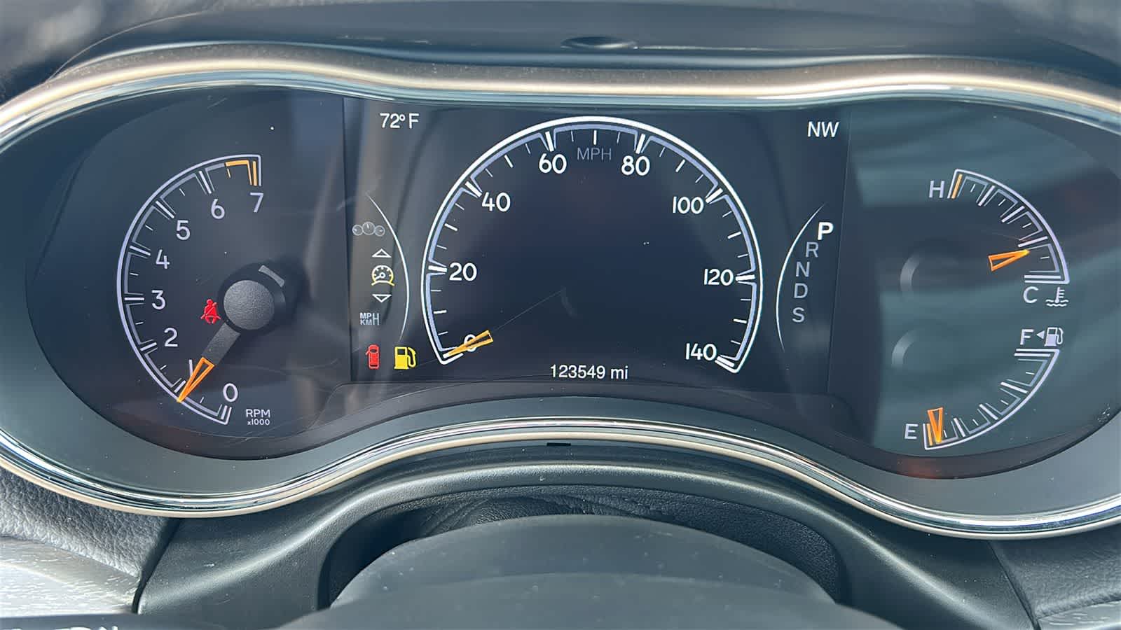 Thumbnail: 2015 Jeep Grand Cherokee - 20