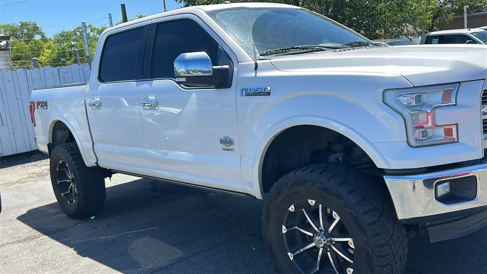 Thumbnail: 2015 Ford F-150 - 21