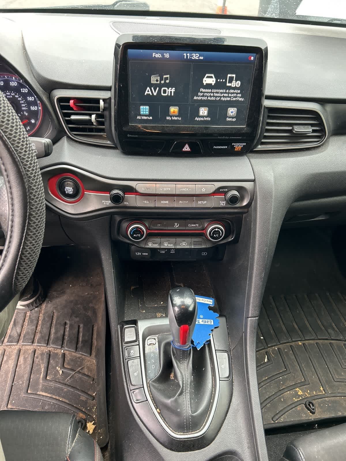 Thumbnail: 2020 Hyundai Veloster - 11