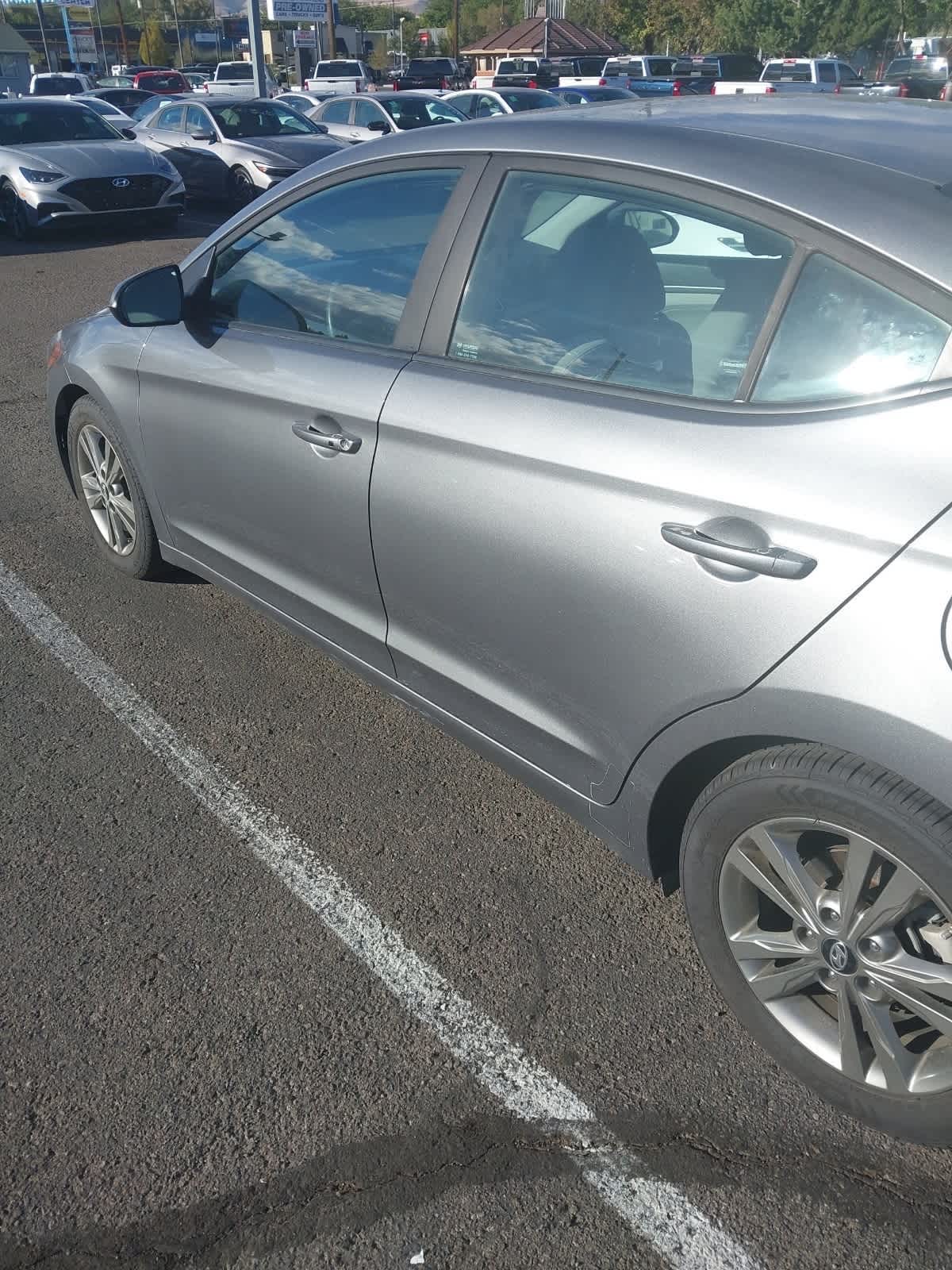 Thumbnail: 2018 Hyundai Elantra - 25