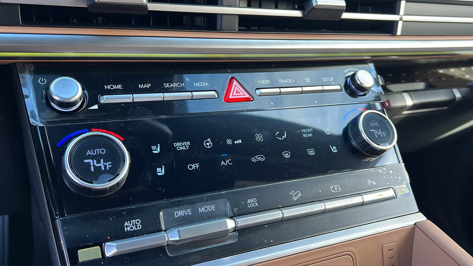 Thumbnail: 2026 Hyundai Santa Fe - 14