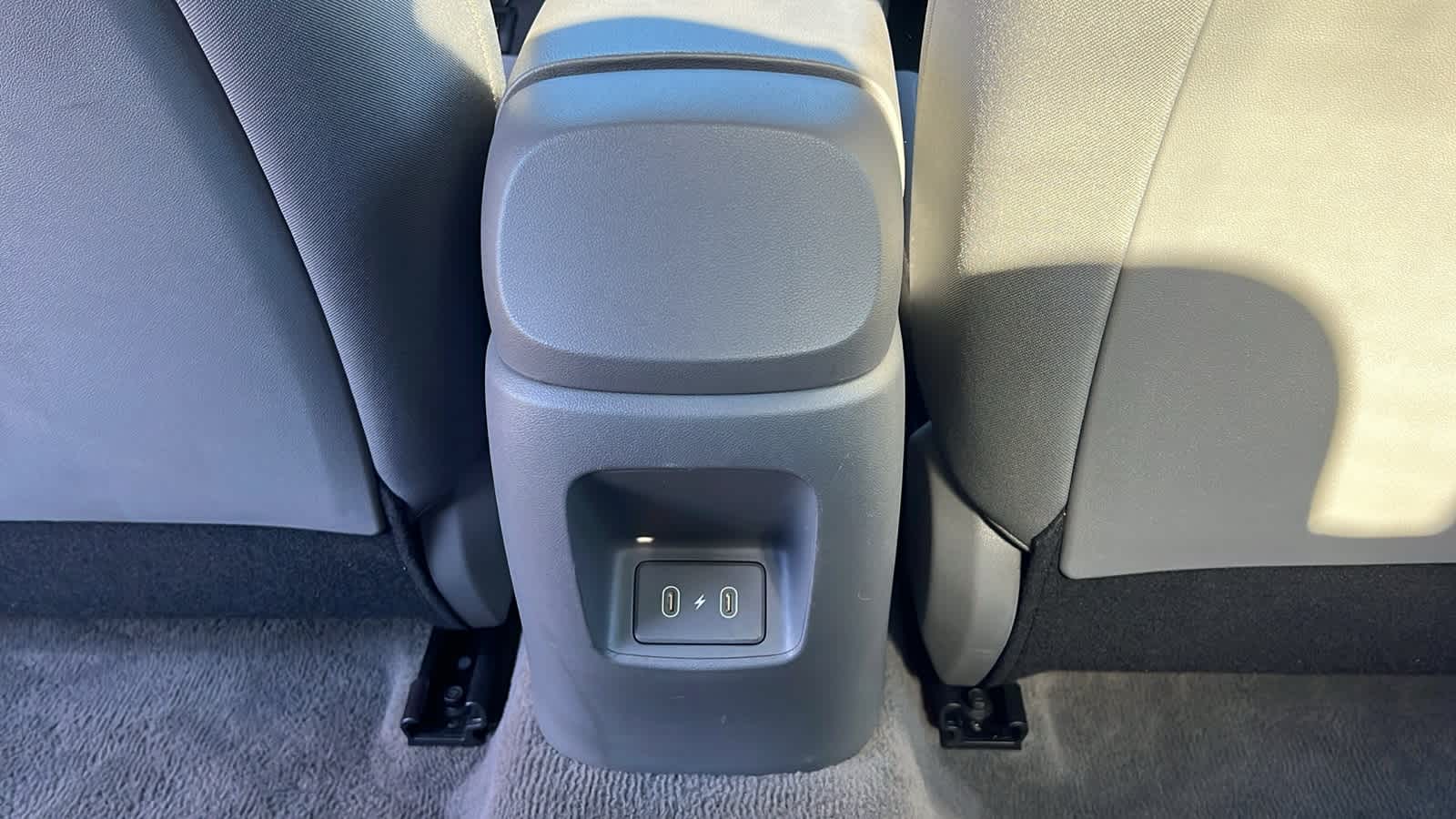 Thumbnail: 2024 Hyundai Elantra - 25