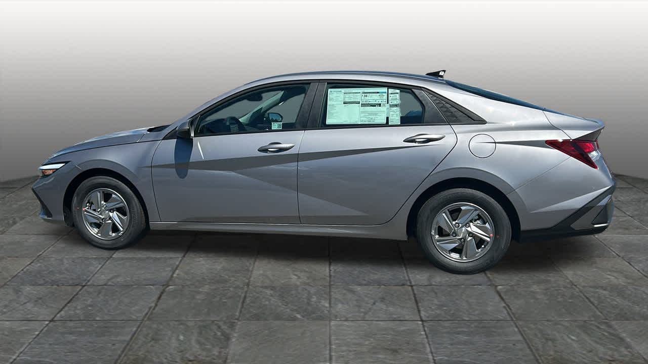 Thumbnail: 2025 Hyundai Elantra - 8