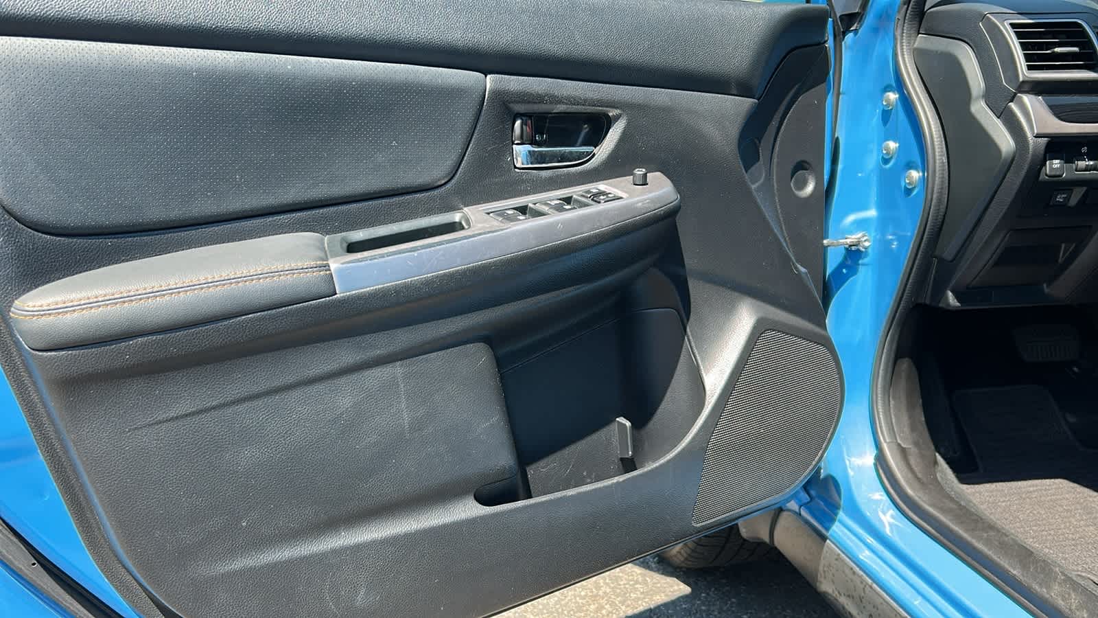 Thumbnail: 2016 Subaru Crosstrek - 23