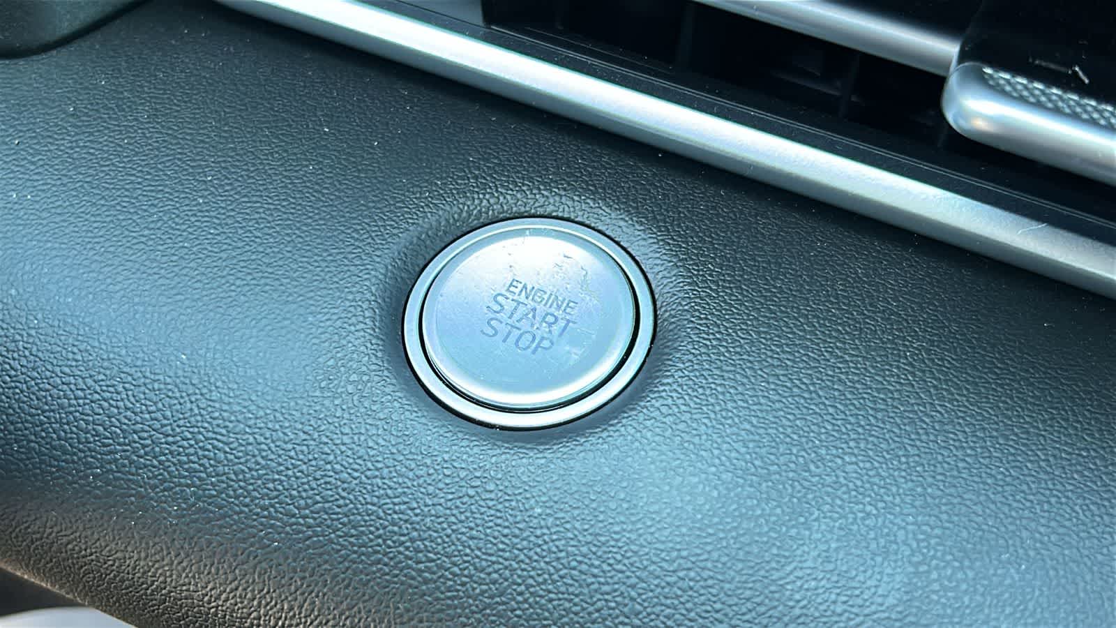 Thumbnail: 2026 Hyundai Elantra - 17